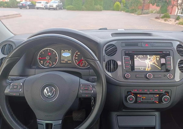 Volkswagen Tiguan cena 62200 przebieg: 129000, rok produkcji 2013 z Złotów małe 56
